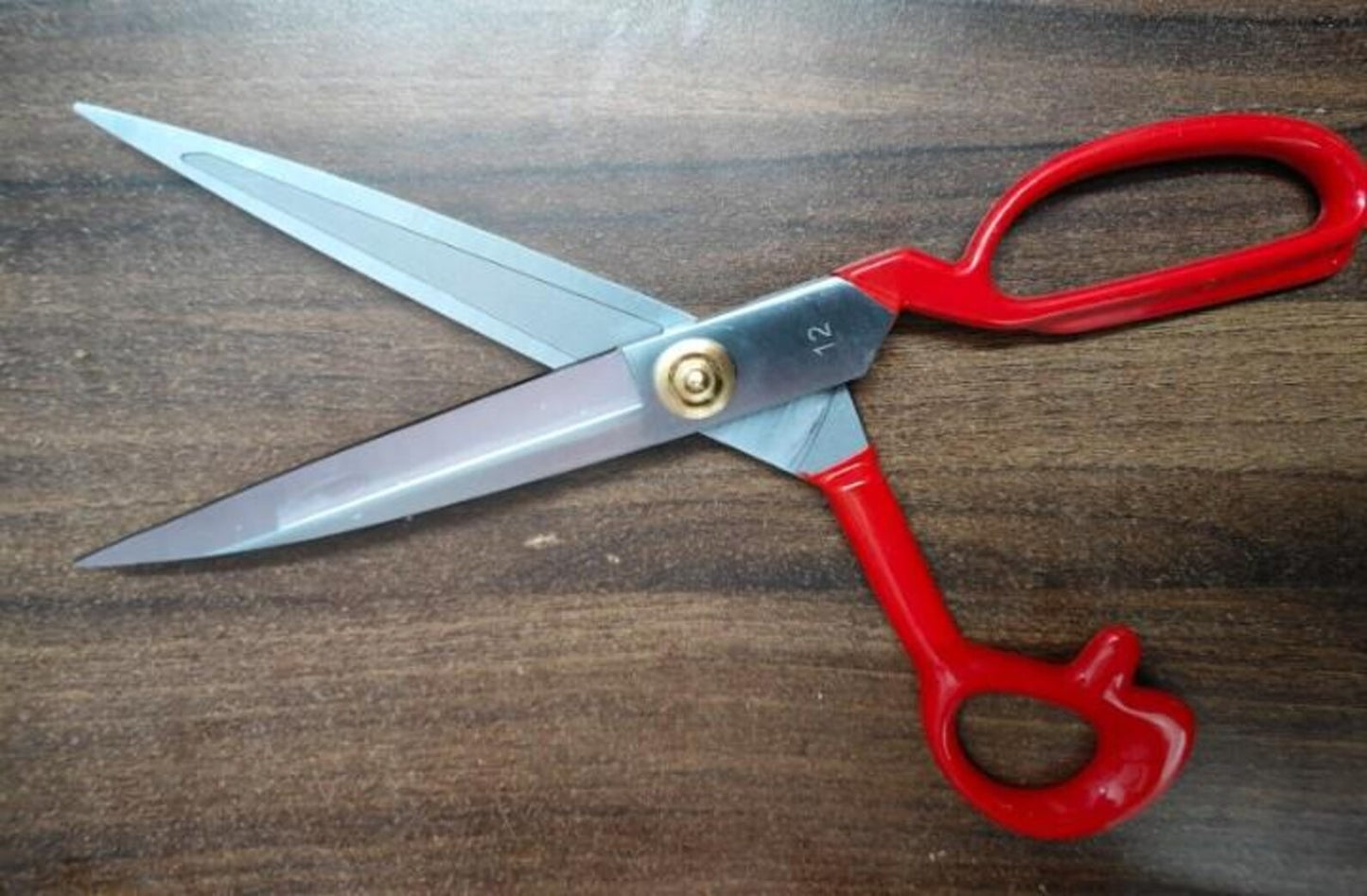 Professional Grooving Tailor Scissors 12 Inch – Heavy Duty Fabric & Leather Cutting Shears with Ergonomic Grip